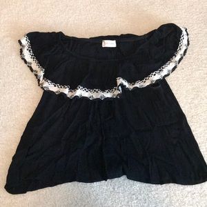 Over-the-shoulder summer blouse